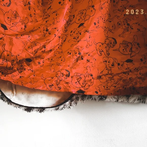 Lazy Oaf × Disney Collaboration Cruella de Vil Coat - Size Medium - Picture 3 of 4